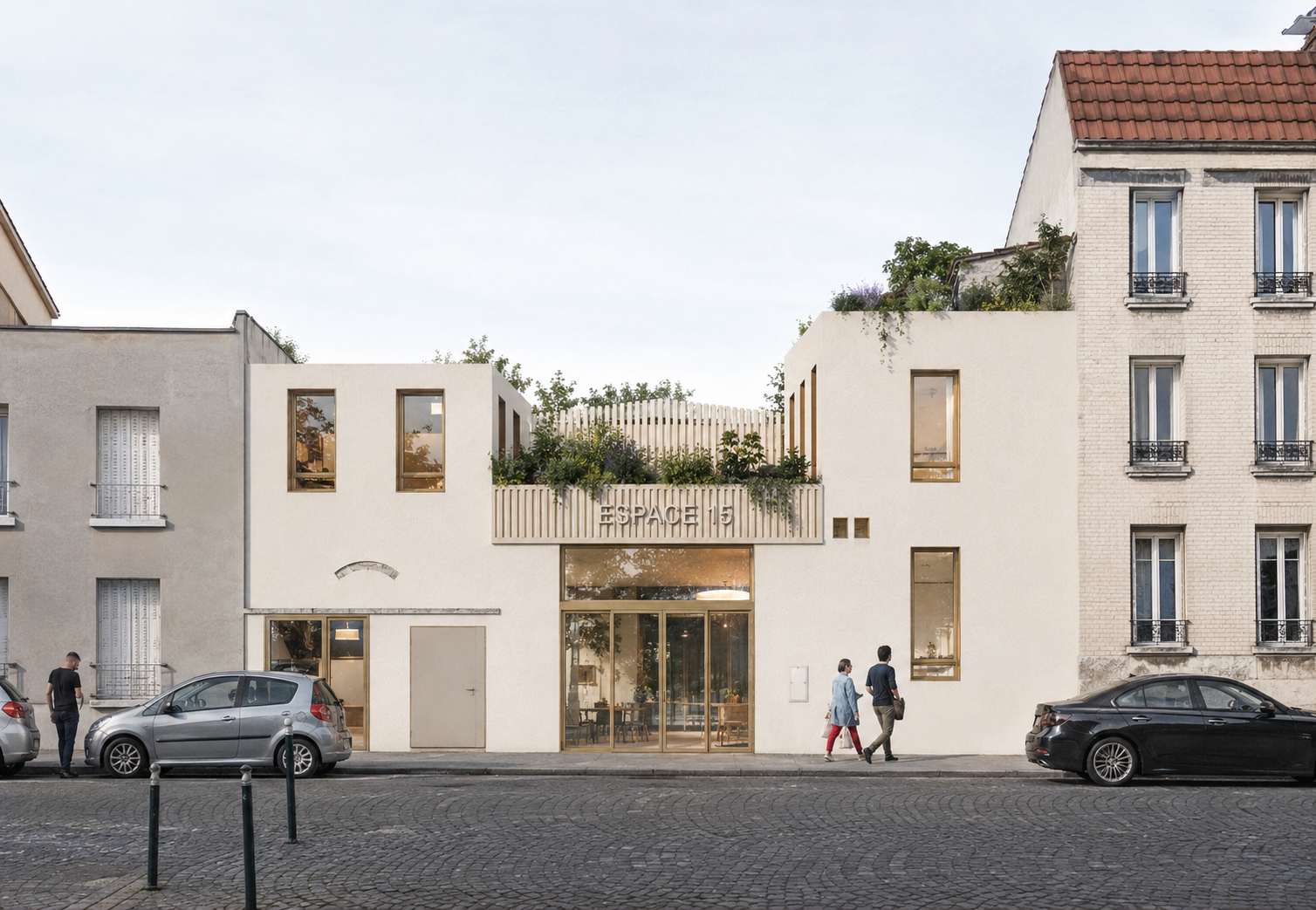 Espace 15 à Pantin, façade transformée, devanture dorée et terrasse plantée
